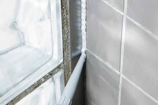 Fjerne silikonfuge Fjerne silikonfuge